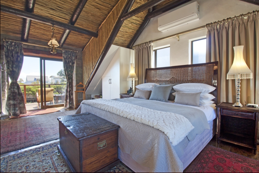 5 Bedroom Property for Sale in Kommetjie Western Cape